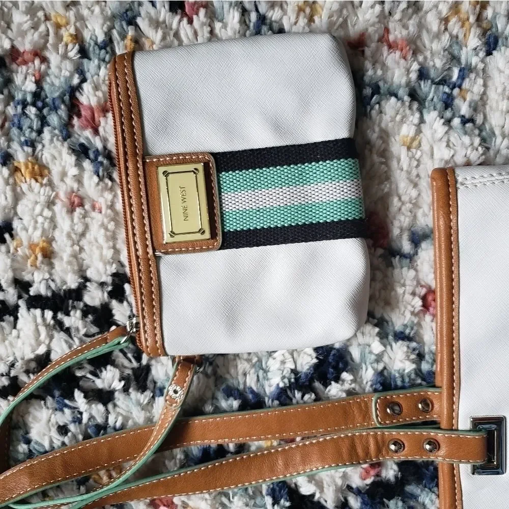 NINE West White Tote Bag with Small Purse Set Like New